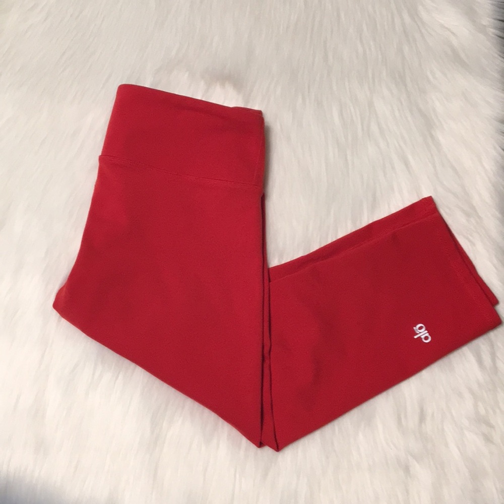 Alo Red Capri leggings EUC